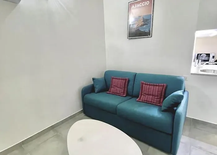 2 Personnes Plein Centre Rue Pietonne Appartement