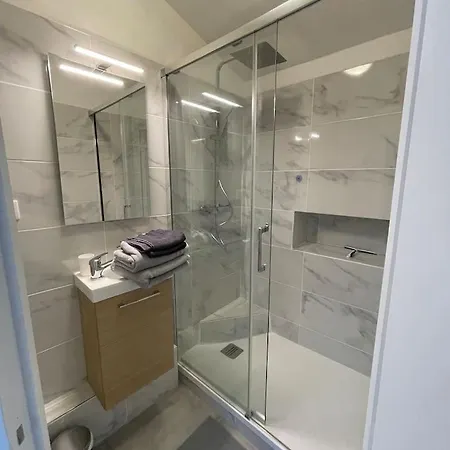 2 Personnes Plein Centre Rue Pietonne Apartment