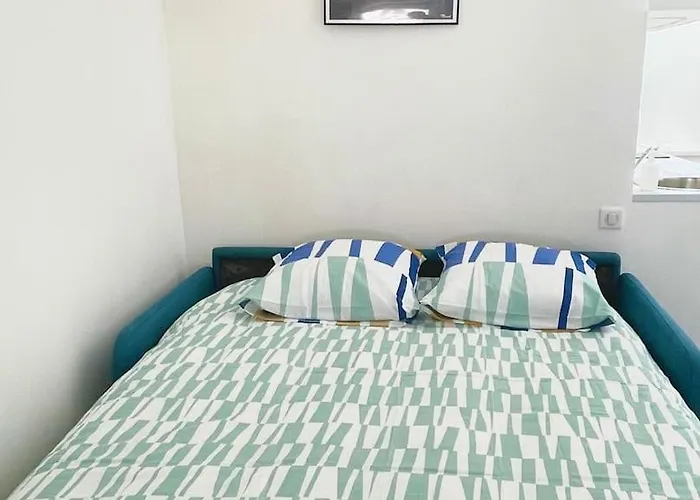 Apartment 2 Personnes Plein Centre Rue Pietonne Ajaccio (Corsica)